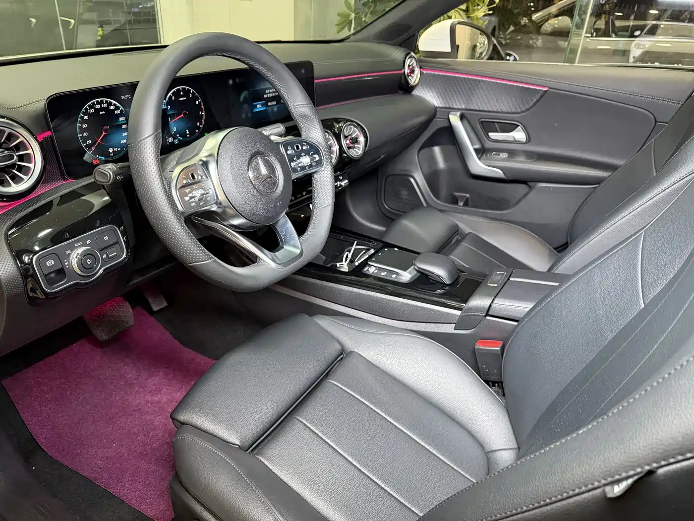 Mercedes-Benz A-Class 2022 A 200 L Sport Sedan Dynamic фото 9