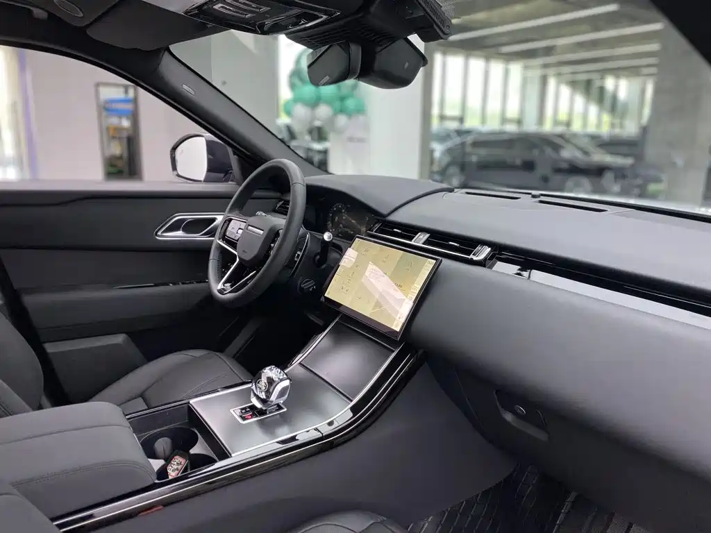 Land Rover Range Rover Velar 2024 2024 Dynamic SE
