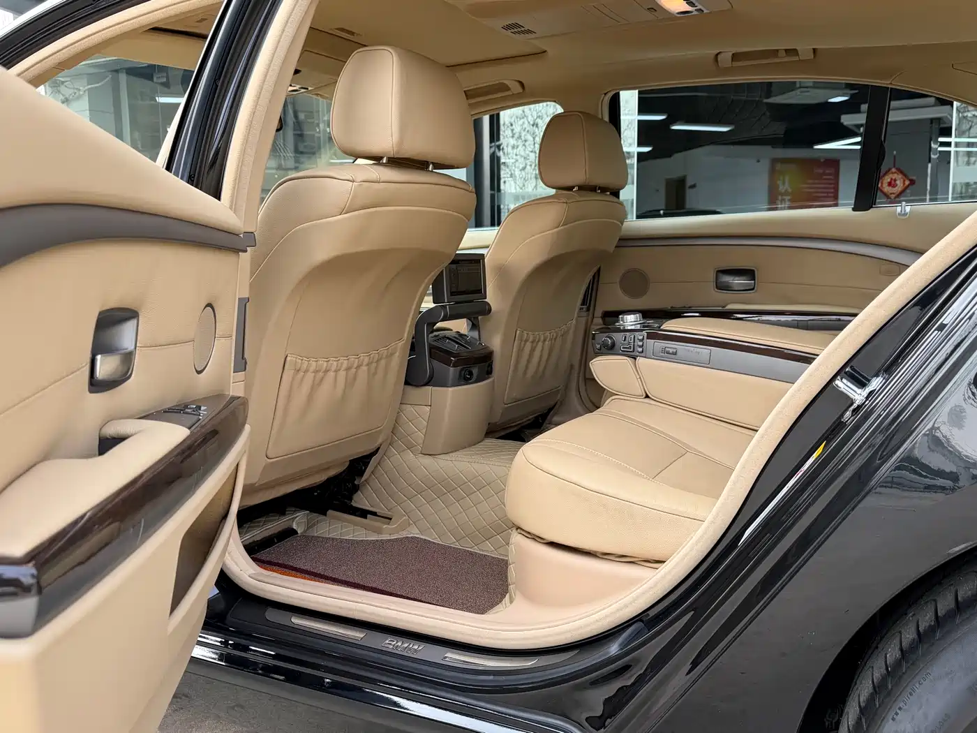 BMW 7 Series 2008 Model 730Li Classic Edition фото 16
