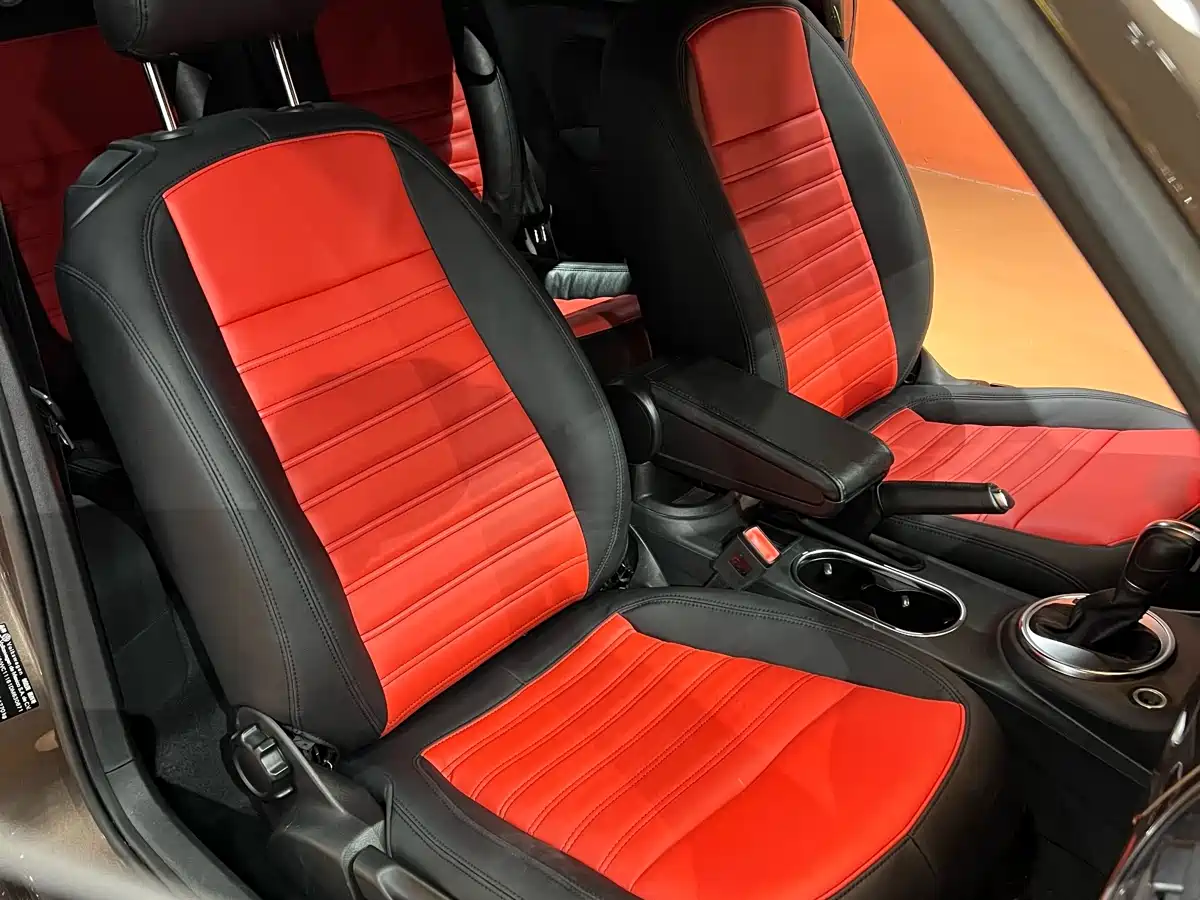 Volkswagen Beetle 2013 1.4TSI Fashion Edition фото 15