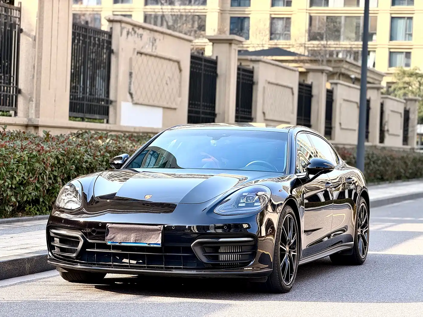 PORSCHE PANAMERA