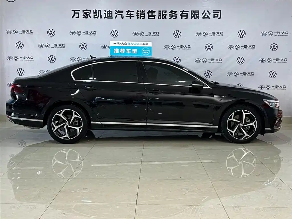 Volkswagen Magotan 2023 2 Million Units Anniversary Edition 330TSI DSG Leading Type фото 4