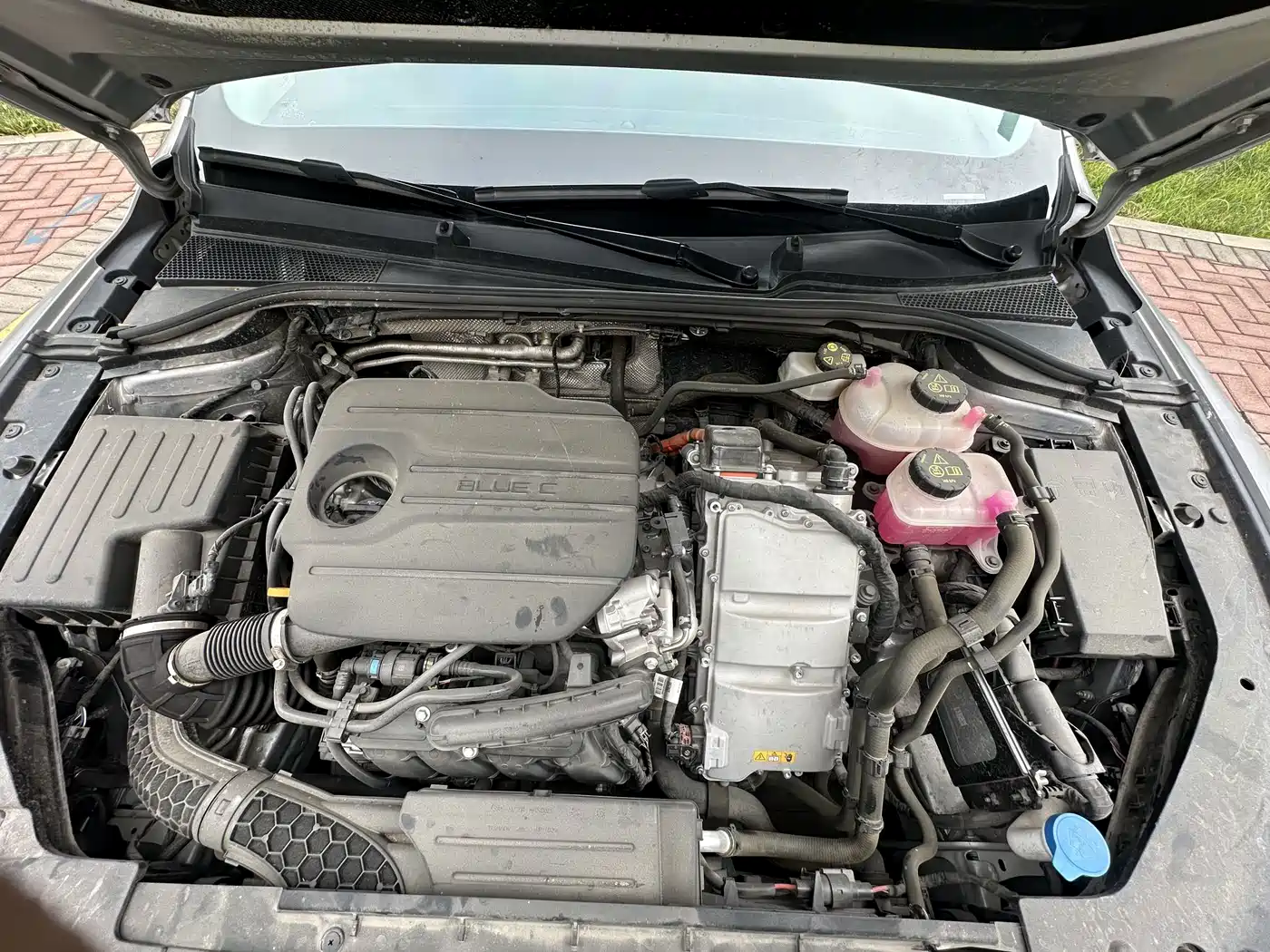 Roewe D7 2025 2025 DMH 125km World Champion Edition