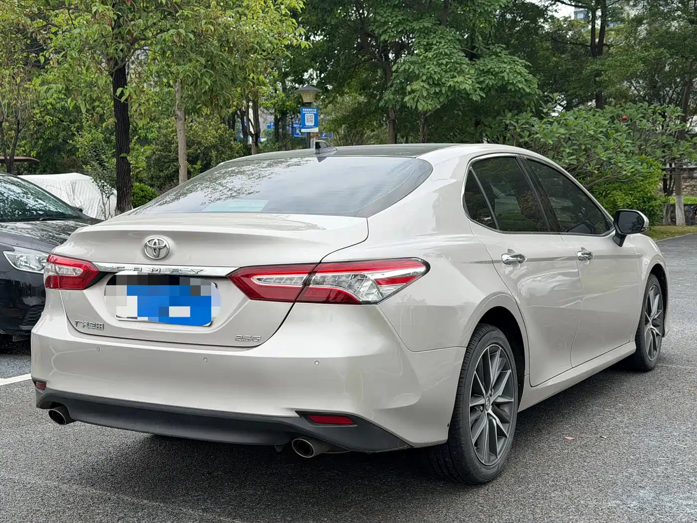 Toyota Camry 2021 2.5G Luxury Edition фото 5