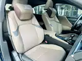 Фото 7 - Lexus ES
