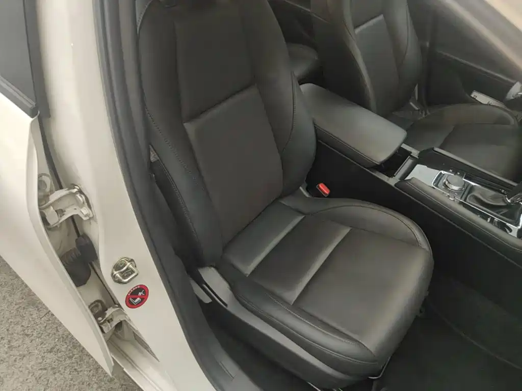 Mazda Mazda 3 2024 2023 2.0L Automatic Premium Edition