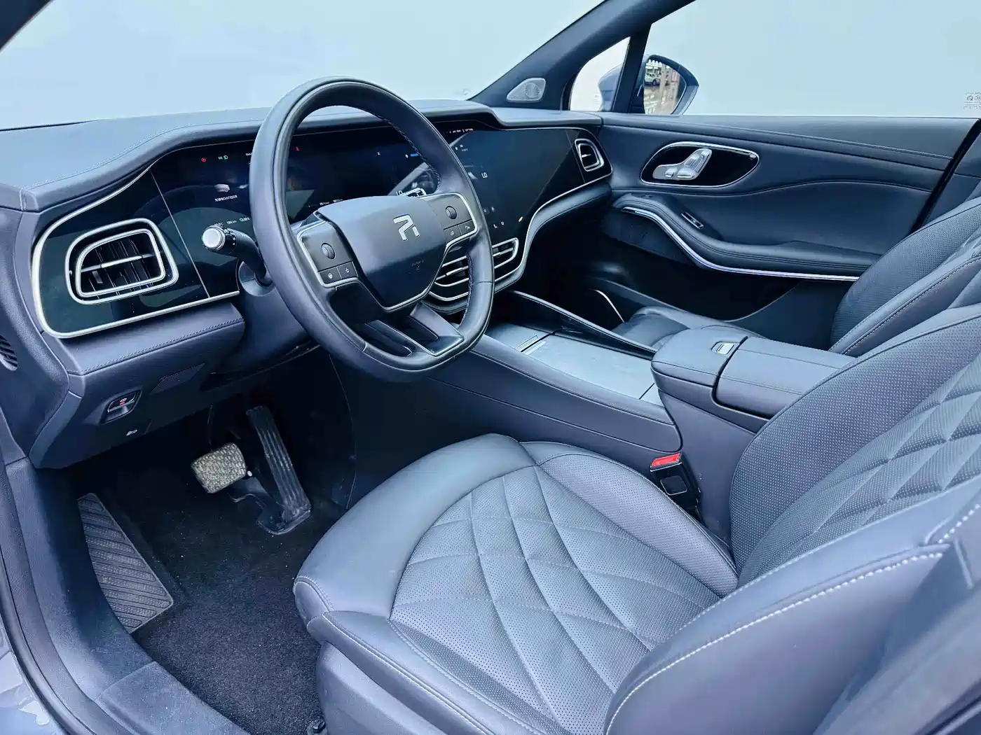 Roewe Feifan R7 2024 2023 Long Range Screen Dominator Edition