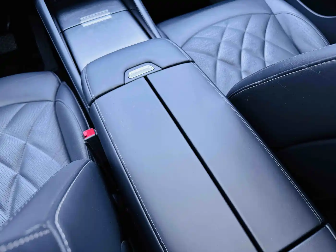 Roewe Feifan R7 2024 2023 Long Range Screen Dominator Edition