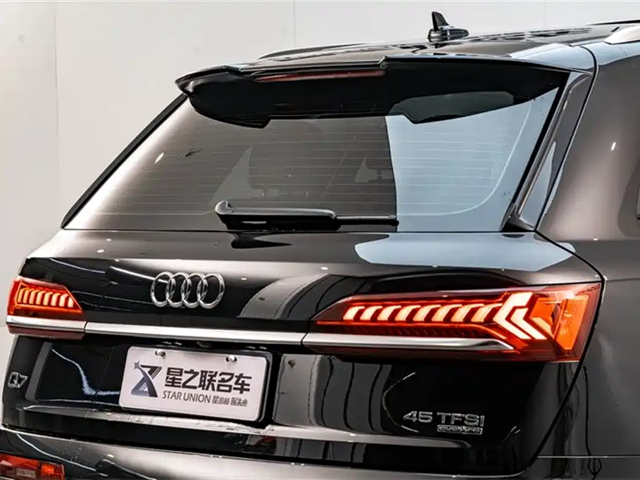 Audi Q7 2023 45 TFSI quattro S line Sport фото 9