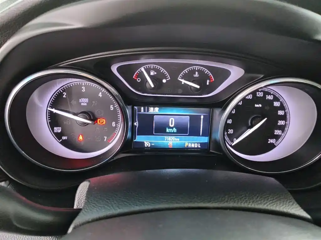 Buick Envision Plus 2018 20T 2WD Leading фото 12