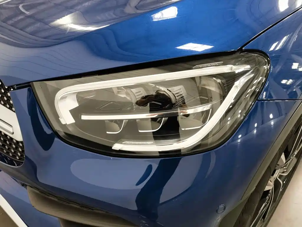 Фото 7 - Mercedes-Benz GLC