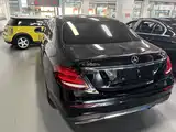 Фото 4 - Mercedes-Benz E-Class