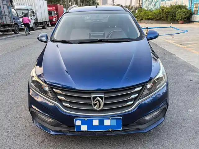 Baojun Baojun 310W 2017 1.5L Manual Comfort China V
