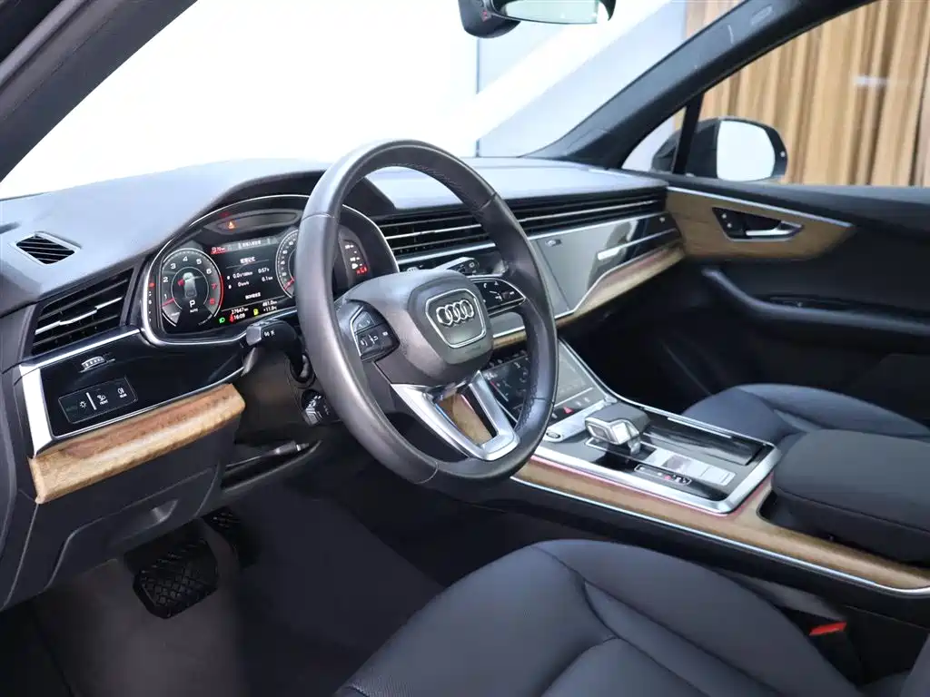 Audi Q7 2022 55 TFSI quattro S line Ice & Snow Edition фото 11
