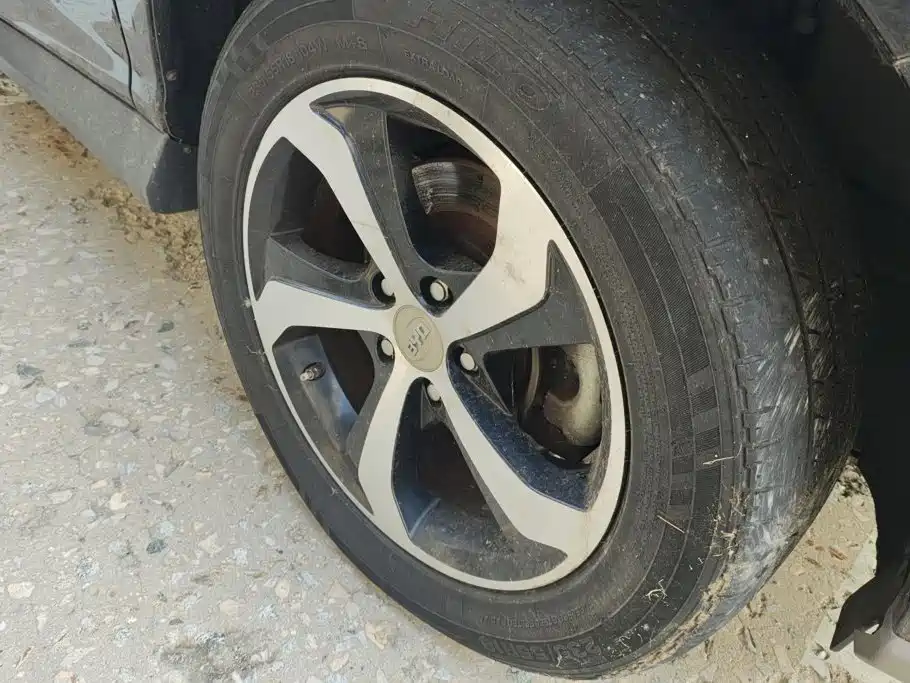 BYD S7 2015 2015 2.0T Automatic Flagship Model