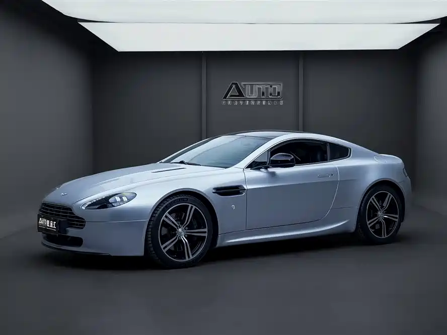 Aston Martin V8 Vantage 2011 2011 4.7L Sportshift Coupe