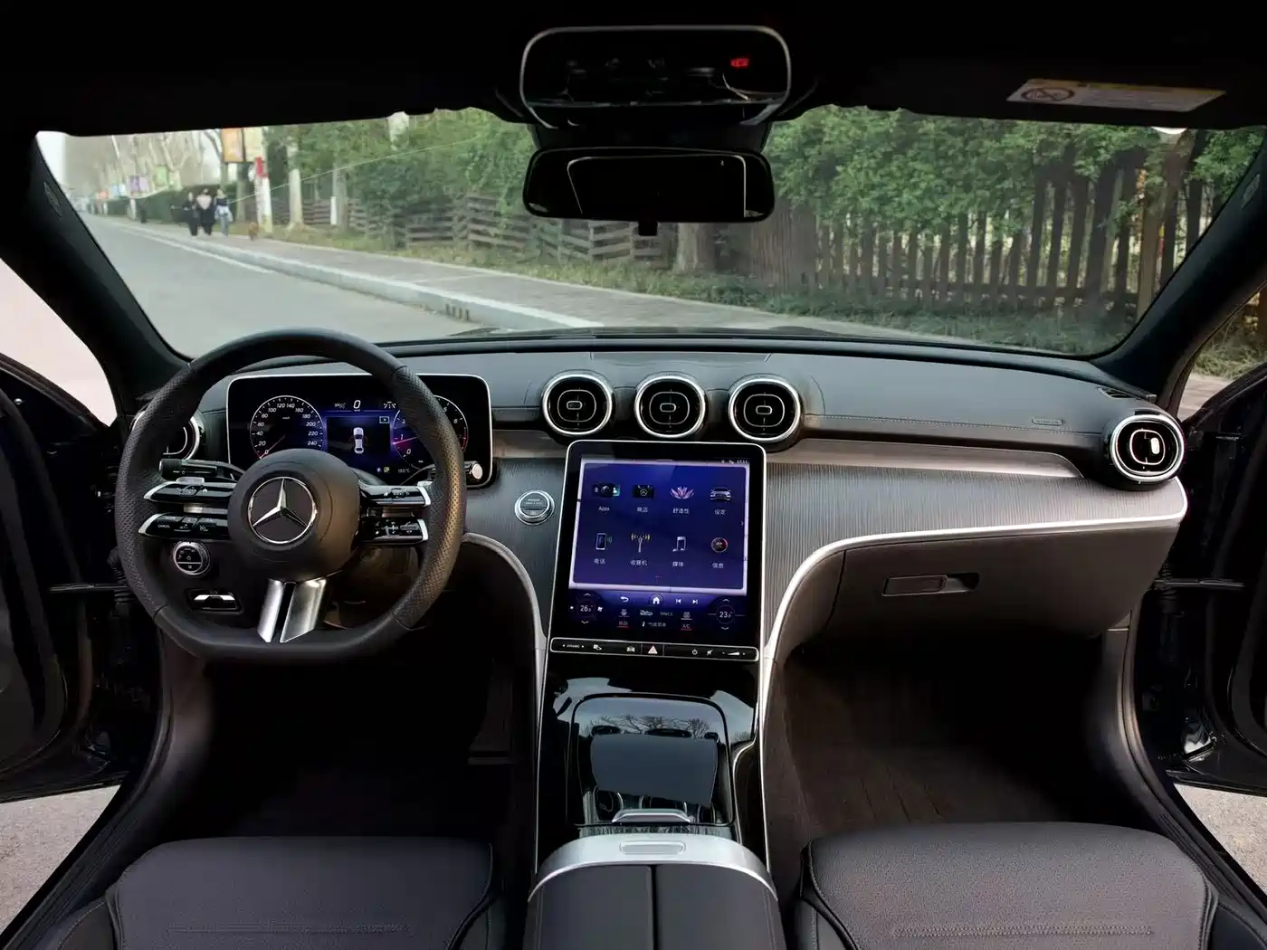 Mercedes-Benz C-Class 2024 C 200 L Sport Edition фото 16