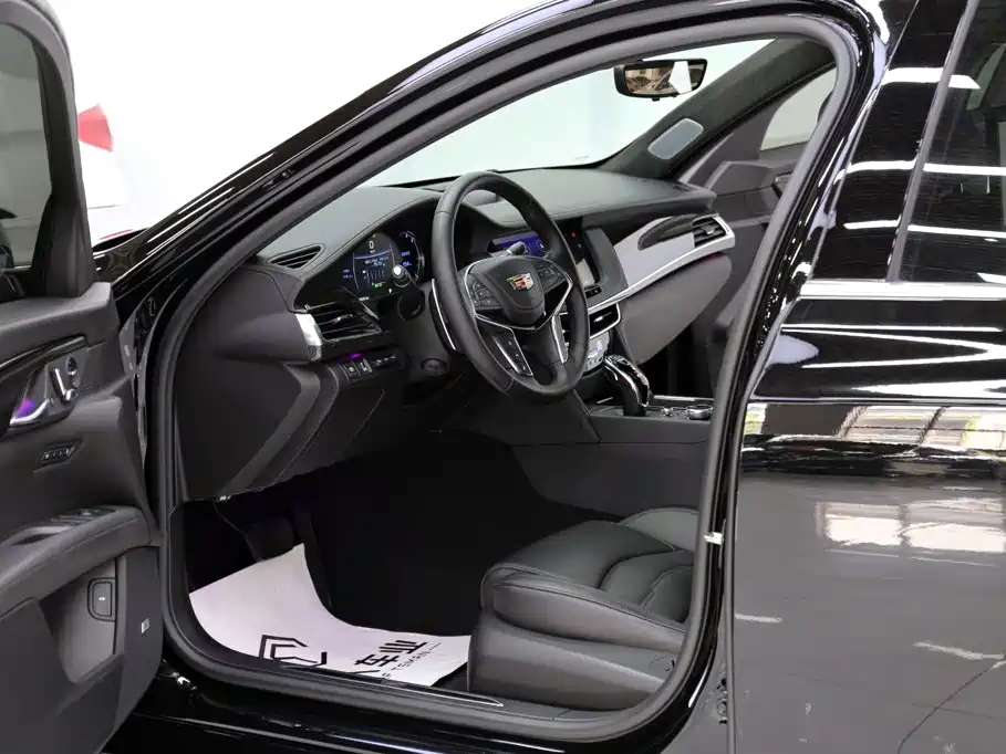 Фото 5 - Cadillac CT6