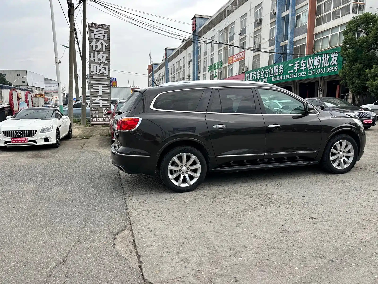 Фото 5 - Buick Enclave