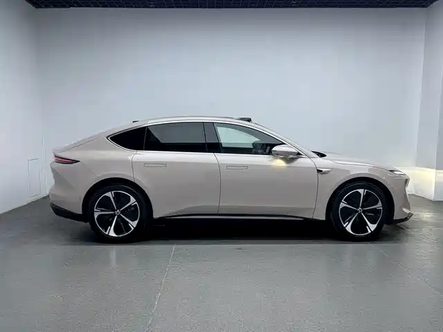 NIO ET5 2025 2025 75kWh