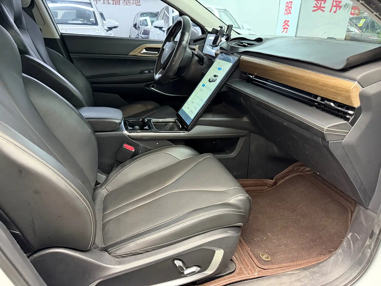 Фото 8 - XPeng P5