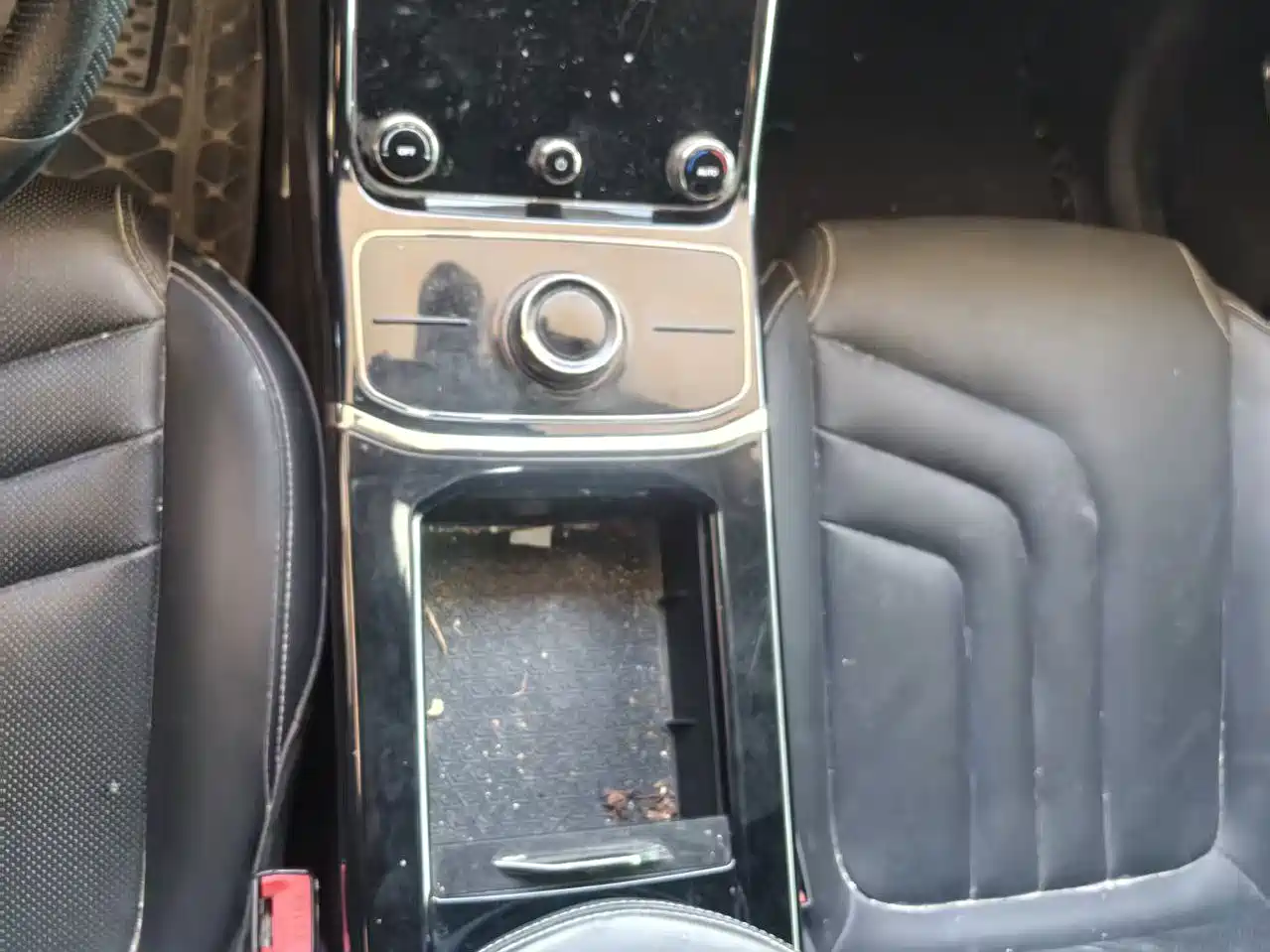 Фото 9 - Nezha Auto Neta U