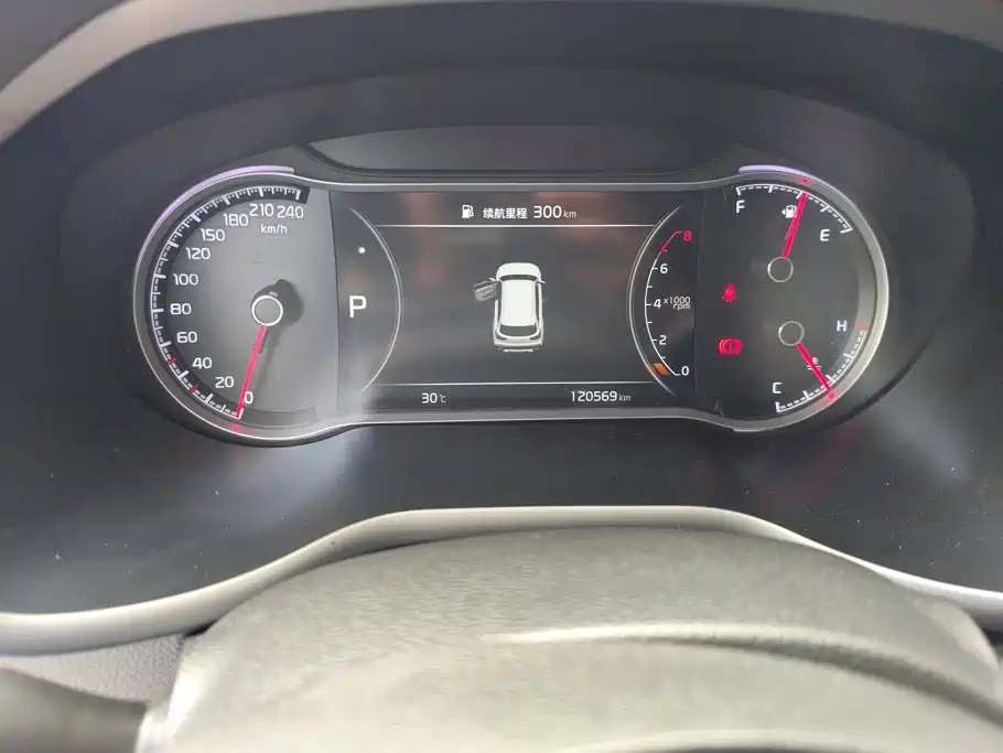 Фото 14 - Kia Sportage