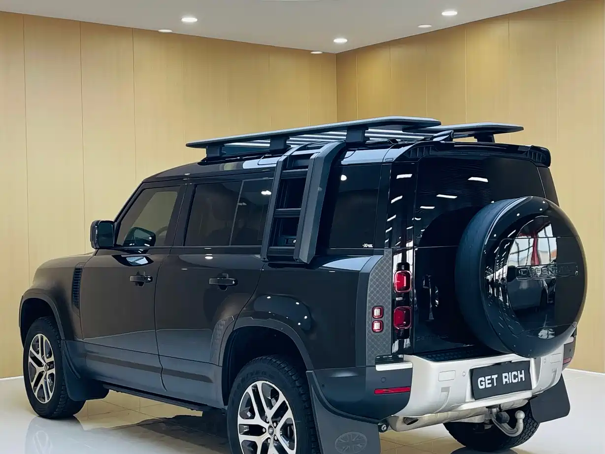 Land Rover Defender 2025 2025 110 3.0T P400 Dark Special Edition