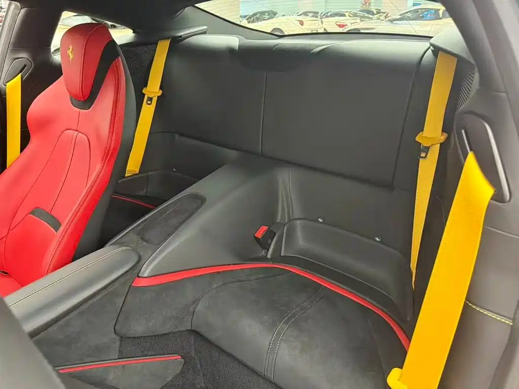 Ferrari Roma 2024 2020 3.9T V8