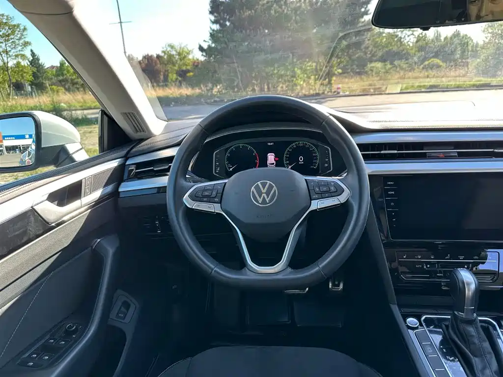 Volkswagen FAW-Volkswagen CC 2021 Shooting Brake 330TSI Hunter Edition фото 22