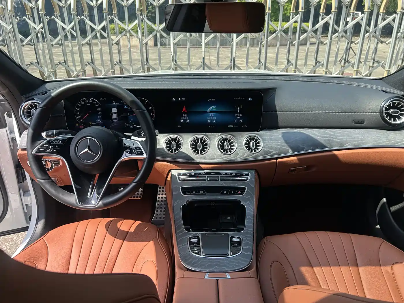 MERCEDES-BENZ CLS