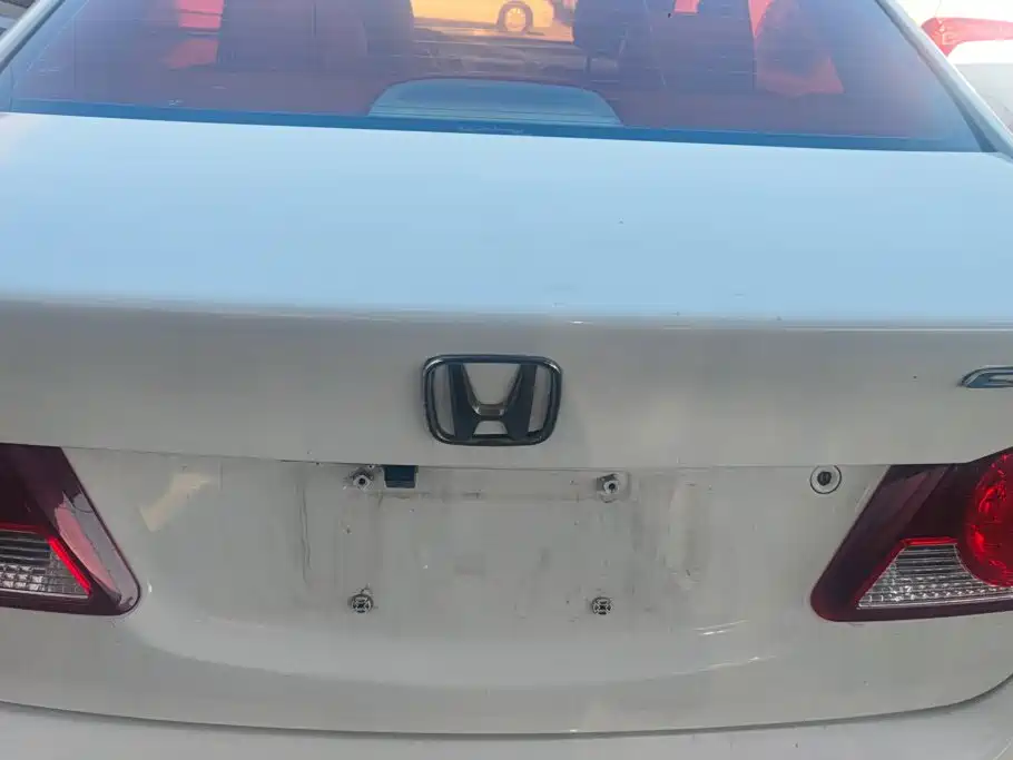 CIIMO CIIMO 2014 2012 1.8L Automatic