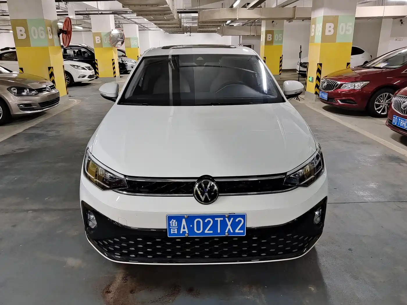 Фото 2 - Volkswagen Lavida