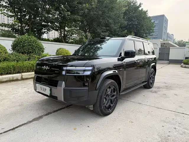  Fang Cheng Bao Titanium 7 2025 AWD Base Model
