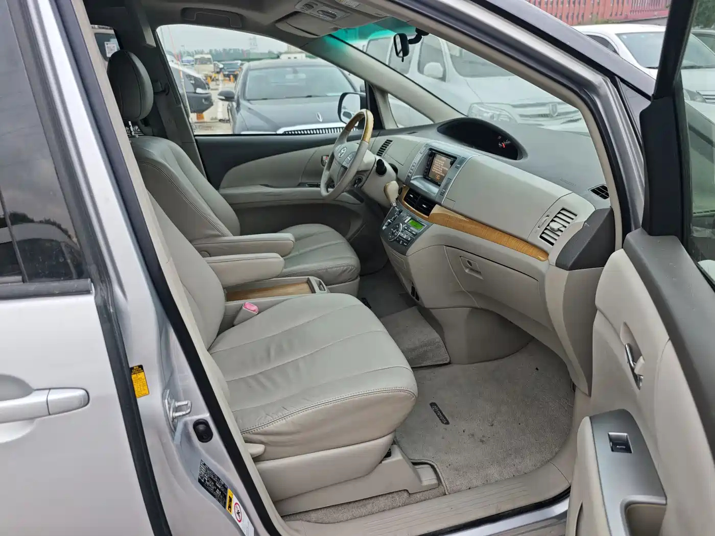 Toyota Previa 2007 3.5L 7-Seater Luxury фото 9