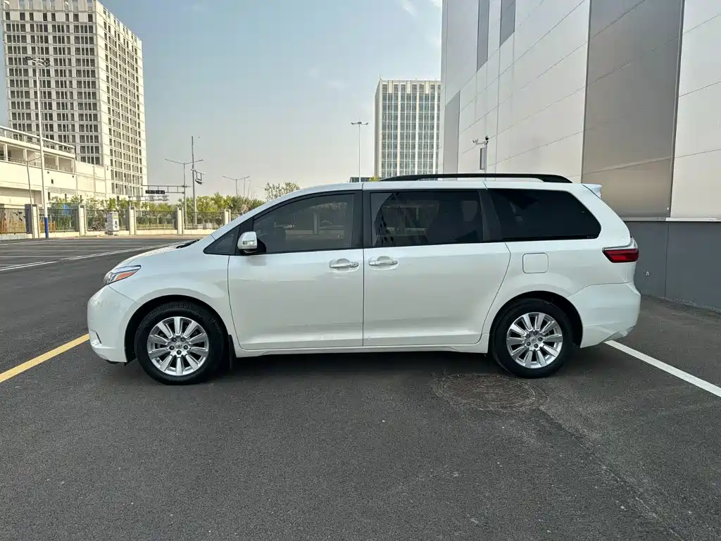 Toyota Sienna 2017 2016 3.5L 4WD LIMITED