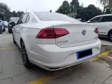 صورة 21 - Volkswagen Lamando