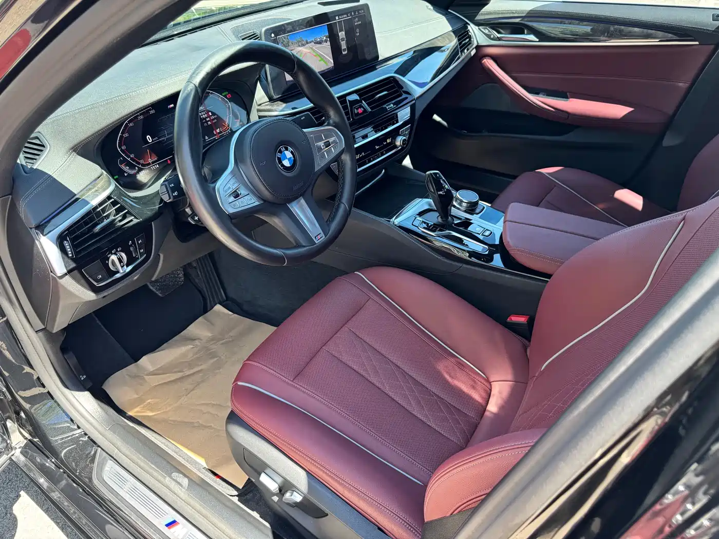 BMW 5 Series 2022 Model Second Facelift 525Li Luxury Package фото 10