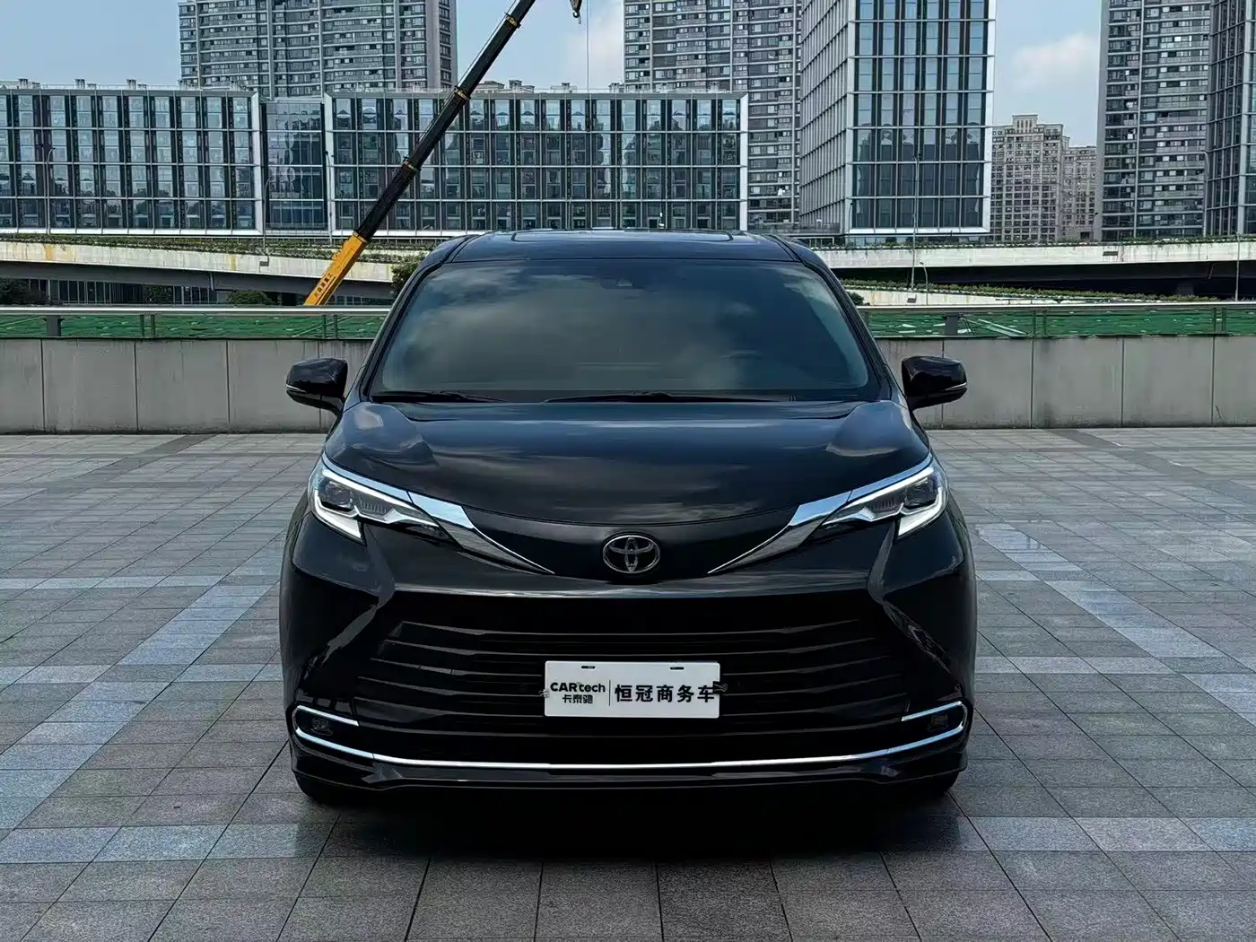 Toyota Sienna 2025 2026 Model 2.5L Hybrid 2WD Comfort Edition