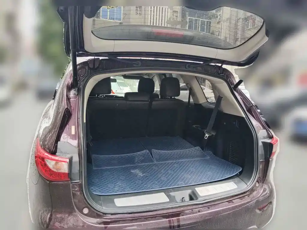 Photo 5 - Infiniti QX60 (Import)