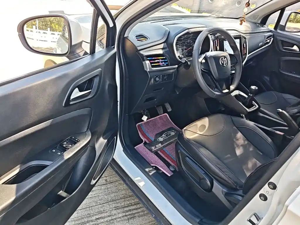 Zhonghua V3 2020 2020 1.6L Manual Classic Edition