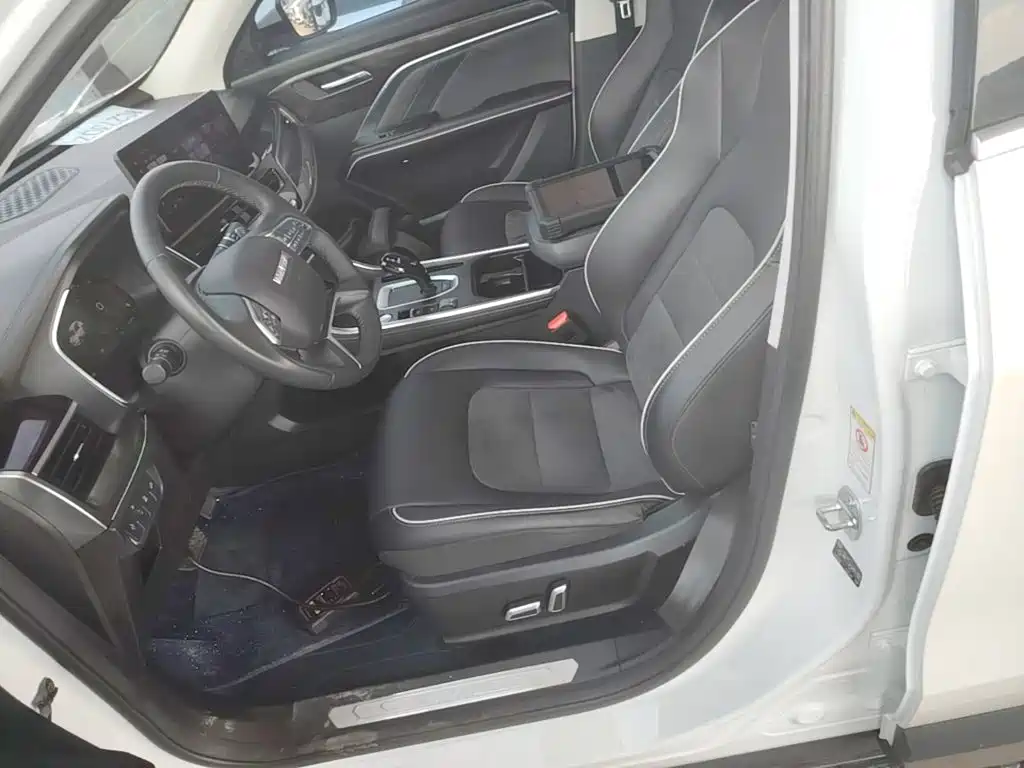 Фото 15 - Haval H6