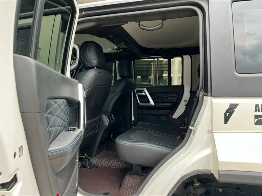 BAIC ORV Beijing Offroad BJ40 2023 2.0D Automatic 4WD Blade Hero Edition Knight Type фото 10