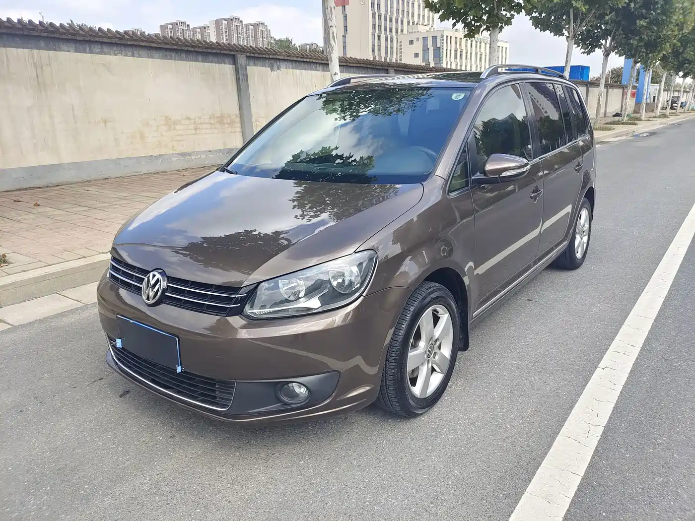 Volkswagen Touran 2011 2011 1.4T DSG Intelligent Elite 5-seater
