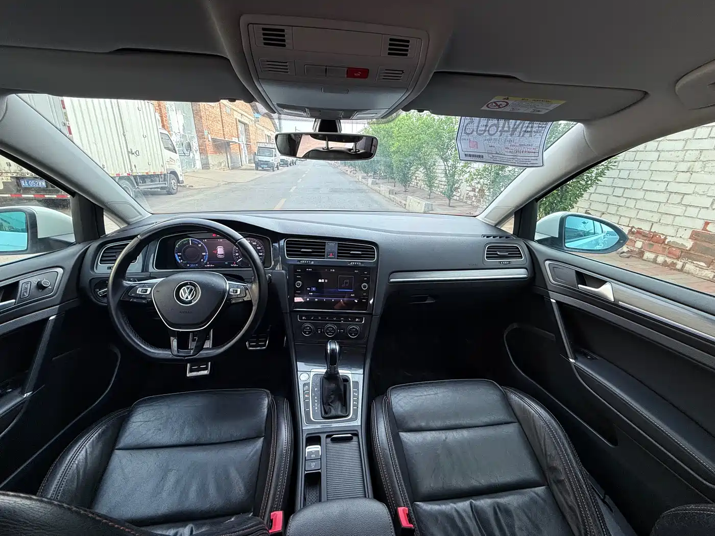 Volkswagen Golf New Energy(Imported) 2018 e-Golf фото 6