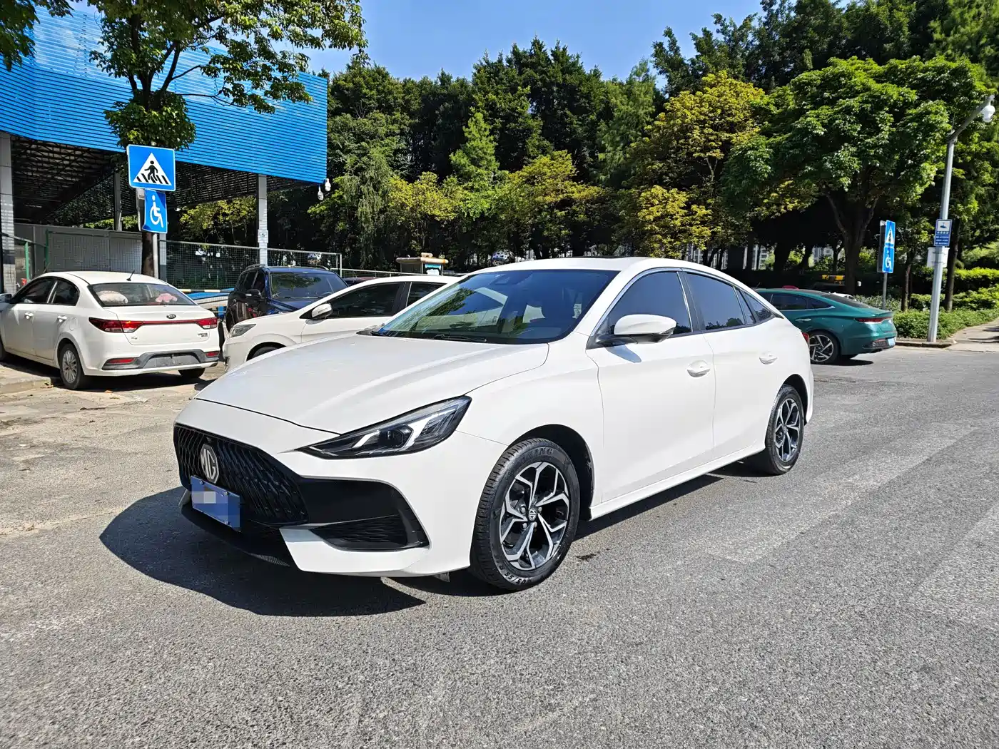 MG 5 2022 180DVVT CVT Youth Flagship Edition