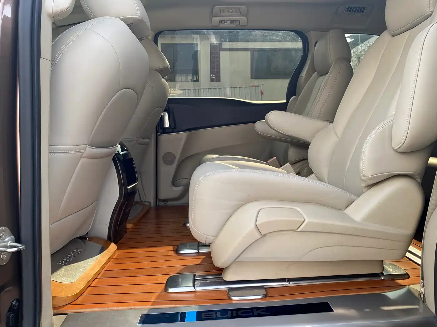 Buick GL8 2018 28T Comfort China VI фото 11