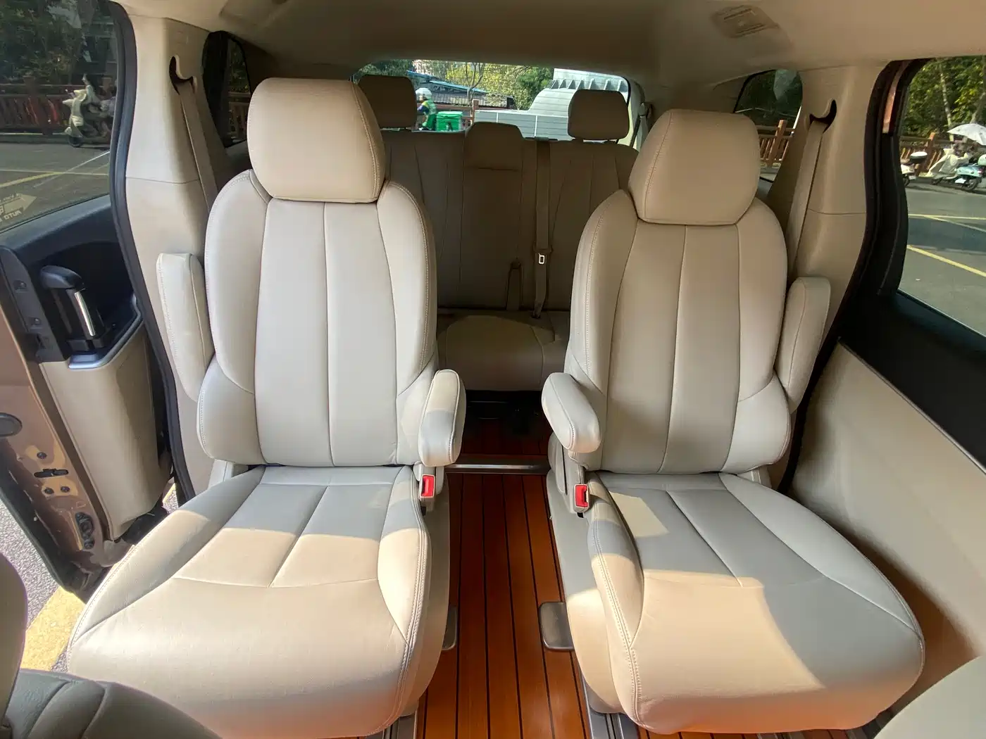 Buick GL8 2018 28T Comfort China VI фото 17