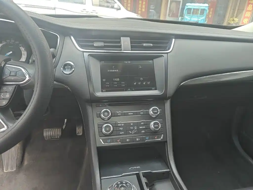 Ford Taurus 2016 2015 EcoBoost 245 Fashion