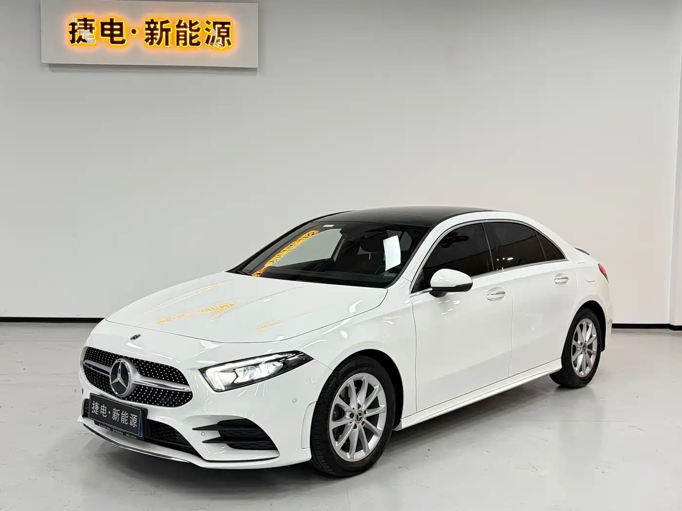 Mercedes-Benz A-Class 2021 A 200 L Sport Sedan Fashion Edition